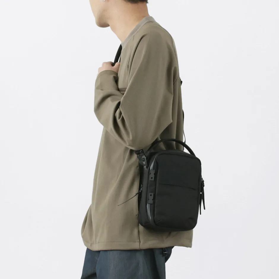 Shoulder Bags^BLACK EMBER / KOMPAK black