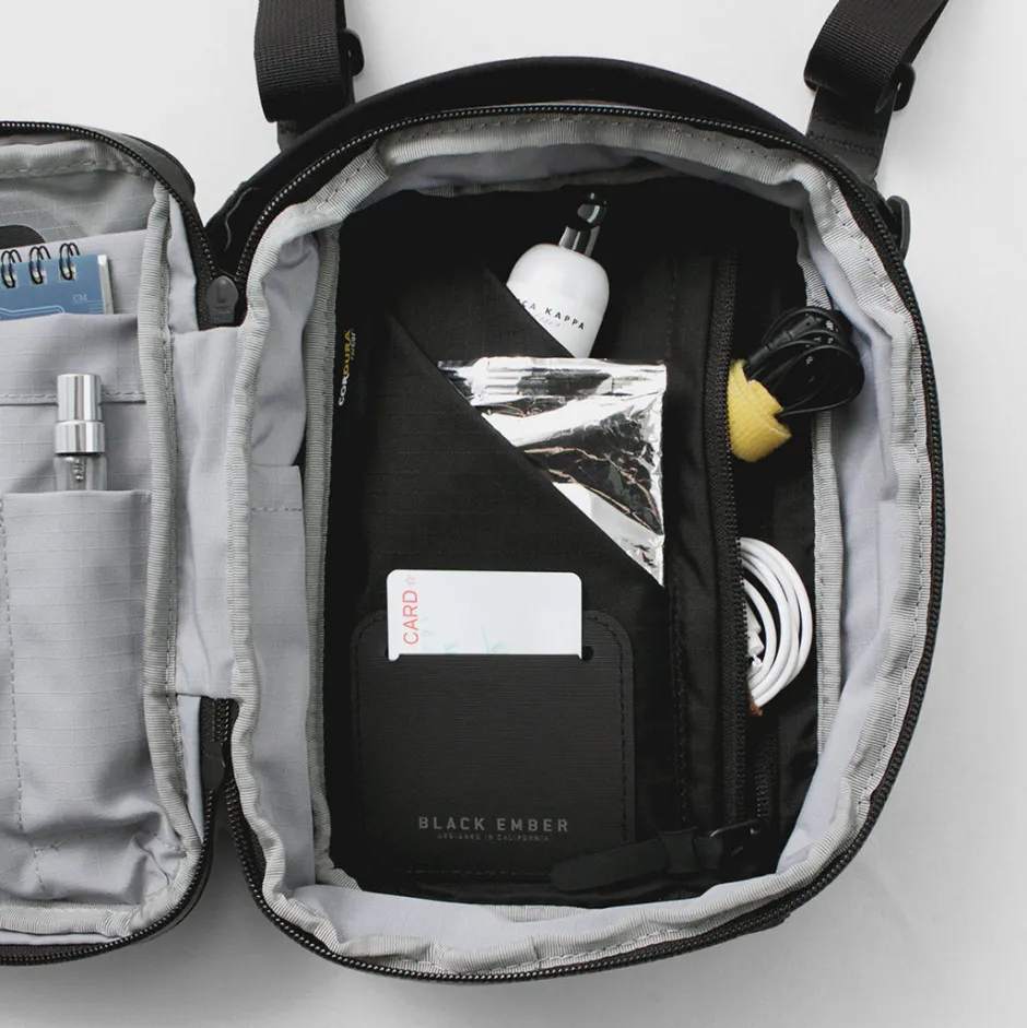 Shoulder Bags^BLACK EMBER / KOMPAK black