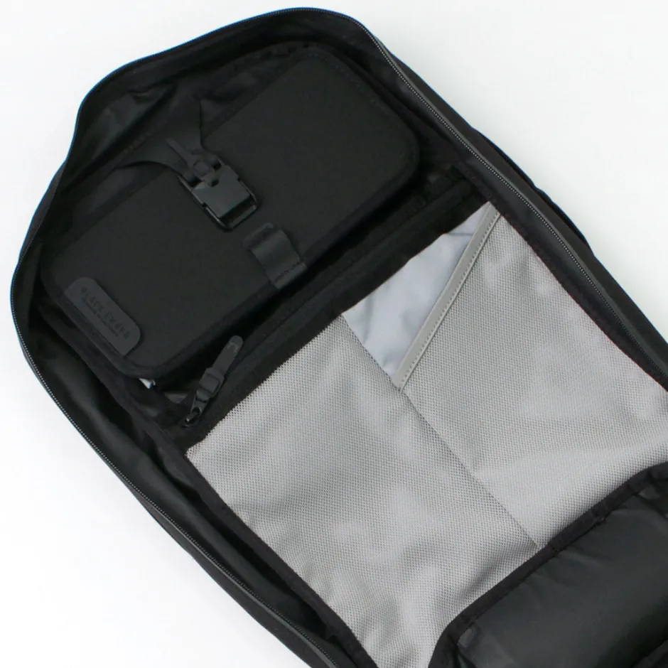 Briefcases | Backpacks^BLACK EMBER / Shadow 26 Backpack black