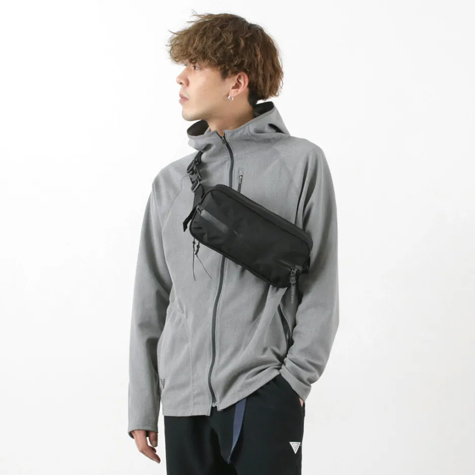 Shoulder Bags^BLACK EMBER / TECH KIT SLING black
