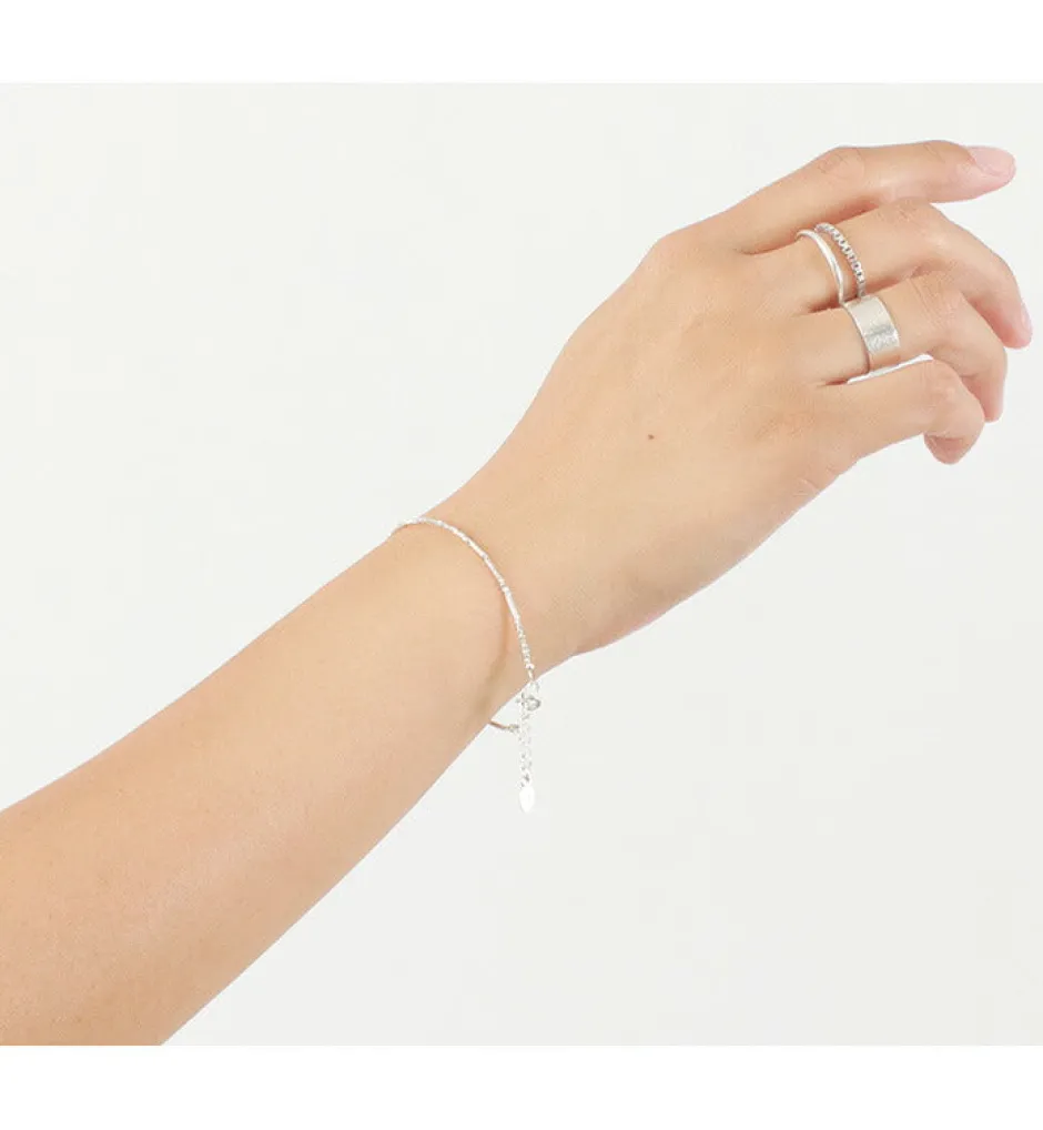 Anklets^CHALISA T.. / Multi-cut Karen beads & tube beads / bracelet silver