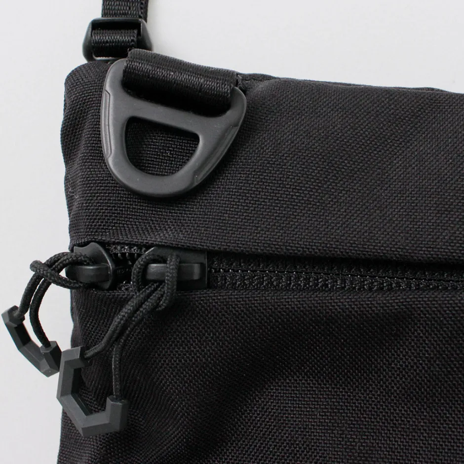 Shoulder Bags^F/CE. F/CE. / Cordura Fire Resistant Vertical Saccoche