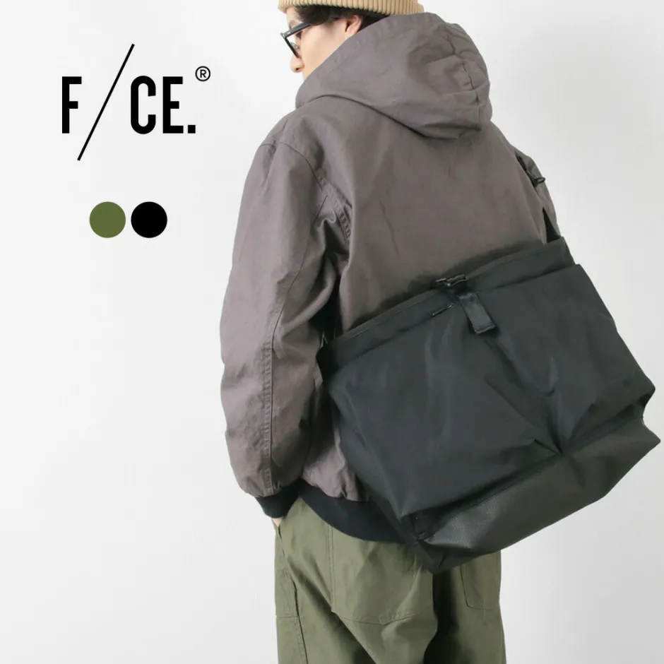Shoulder Bags^F/CE. F/CE. / Lightweight courier shoulder bag