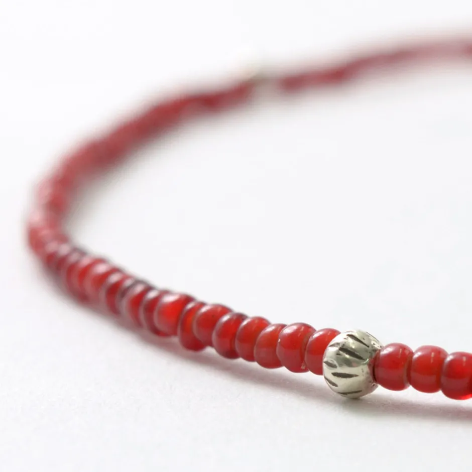 Anklets^PHADUA / White Heart Antique Beads Necklace red