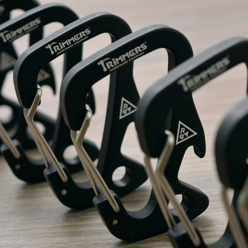 Other Goods^TRIMMERS × RAG / Shark tail carabiner